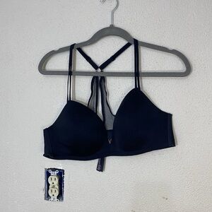 Victorias Secret No-Wire Padded Bra 38C Black Strappy Back Style